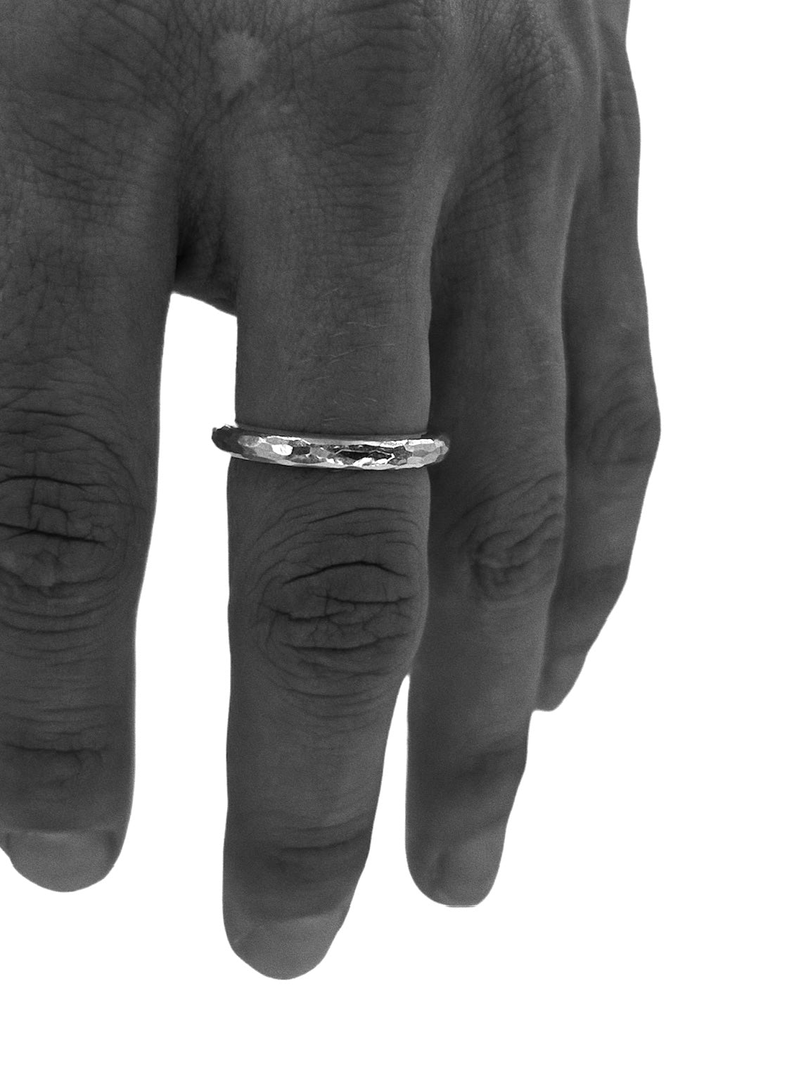 ARCHED RING