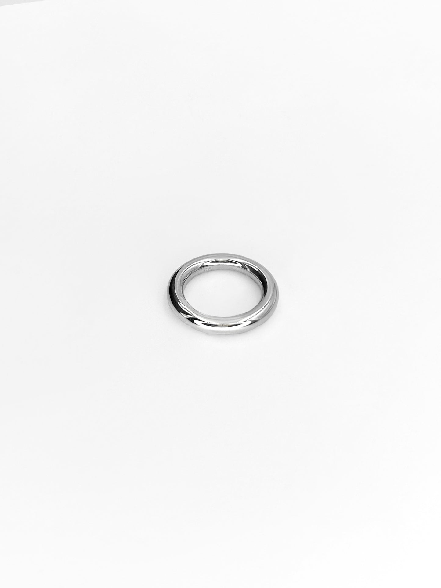 RUND RING 4MM