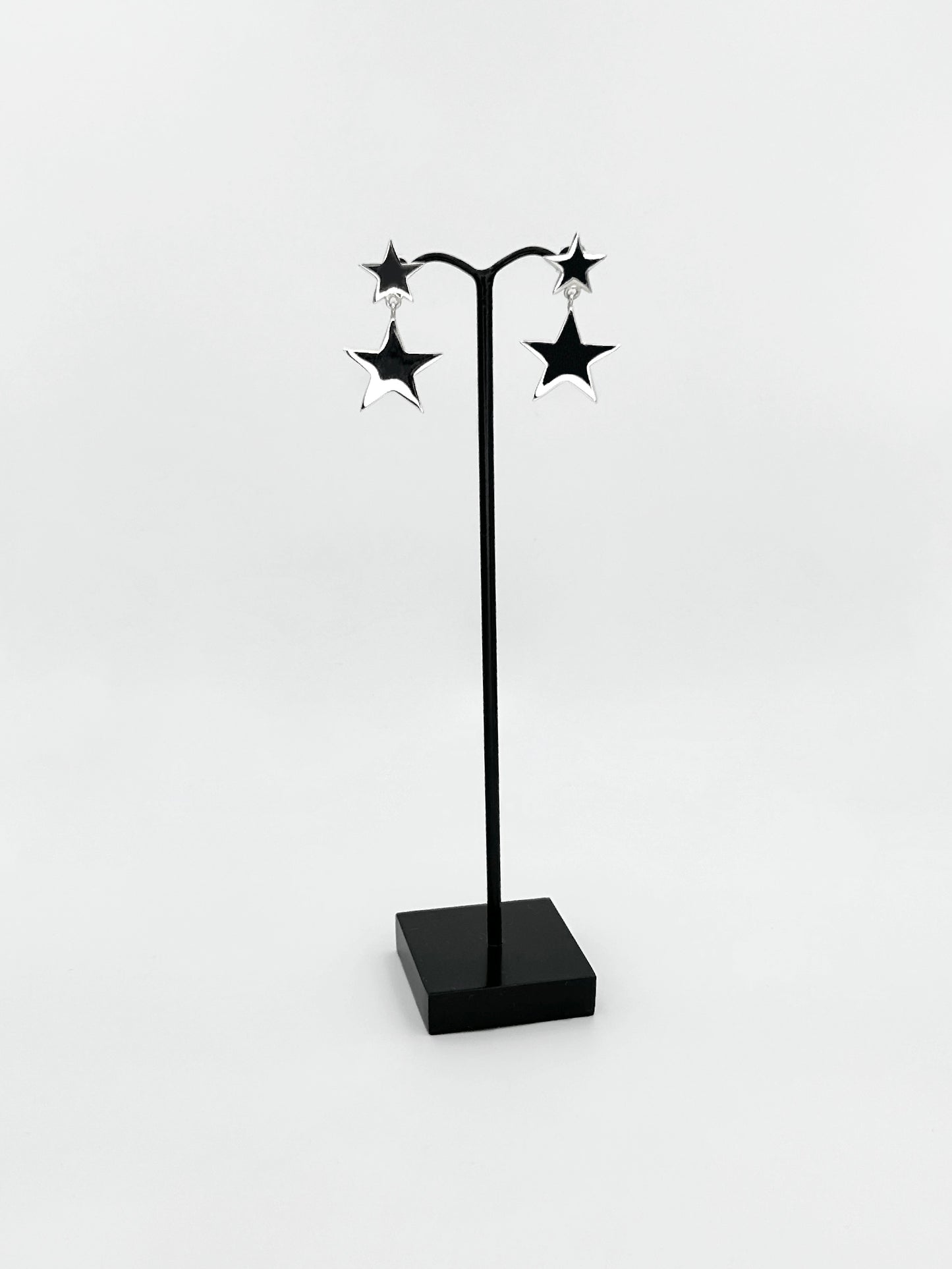 STAR EARRING