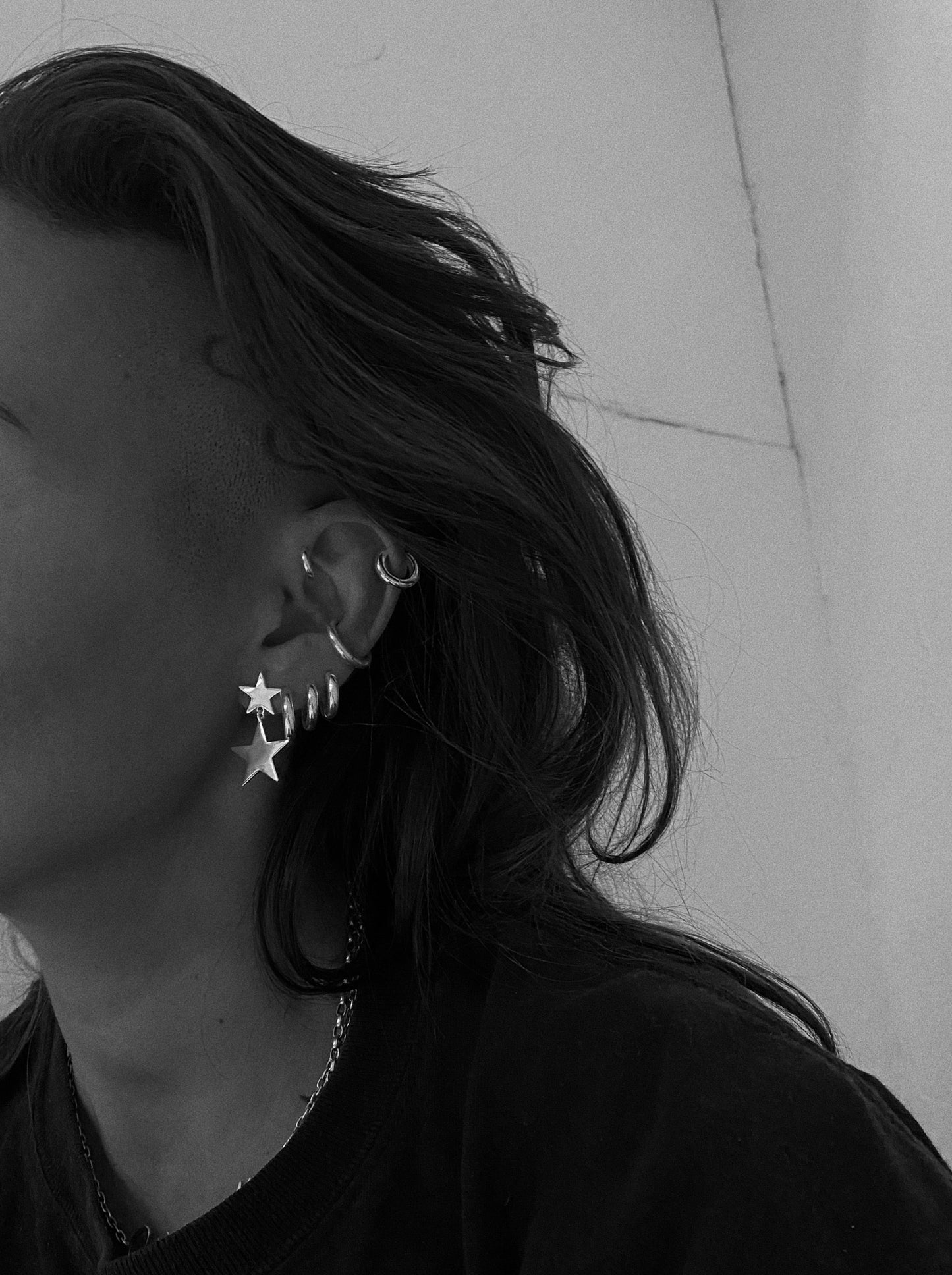 STAR EARRING