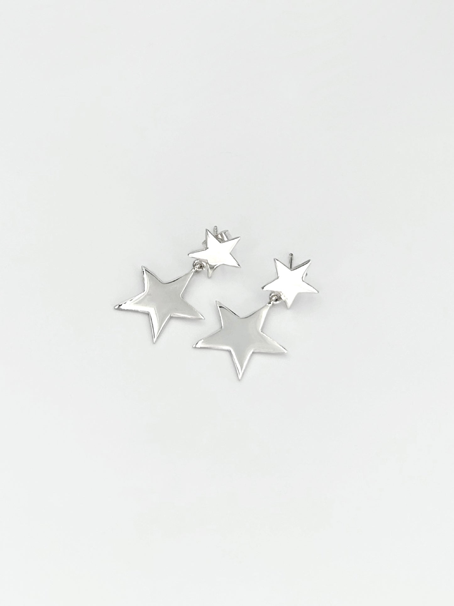 STAR EARRING