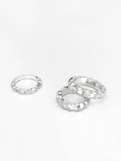 ARCHED RING