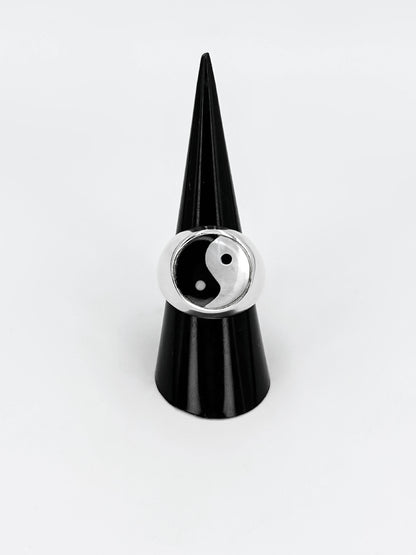 YIN YANG SIGNETRING