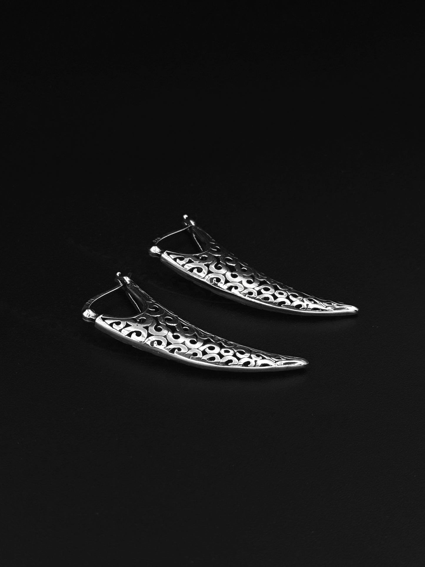 MÖNSTRADE ÖRHÄNGEN